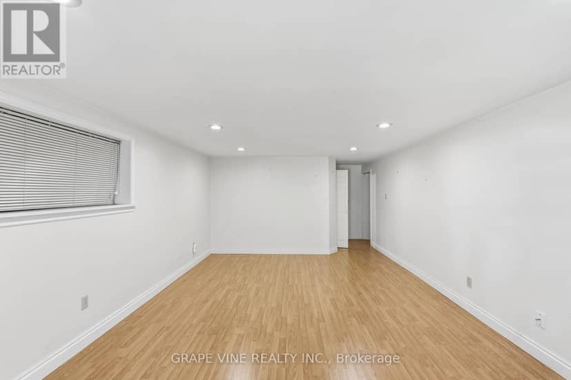 68 Goodman Crescent — photo 25 of 40