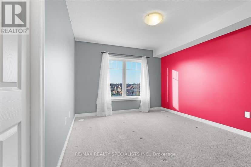 E8 - 70 Willowrun Drive — photo 23 of 40