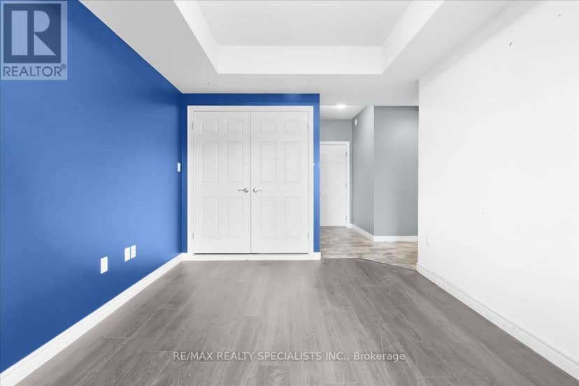 E8 - 70 Willowrun Drive — photo 6 of 40