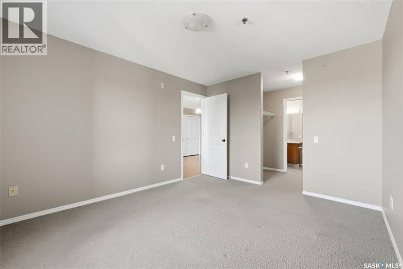 309 E 1300 Stockton STREET — photo 10 of 27
