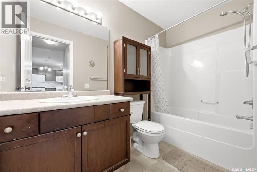 309 E 1300 Stockton STREET — photo 15 of 27