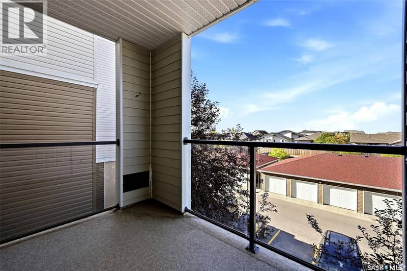309 E 1300 Stockton STREET — photo 17 of 27