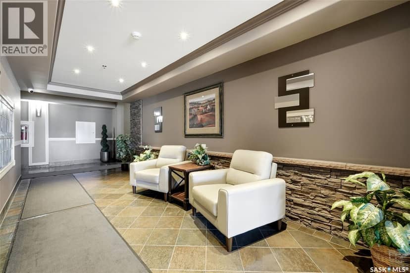 309 E 1300 Stockton STREET — photo 19 of 27