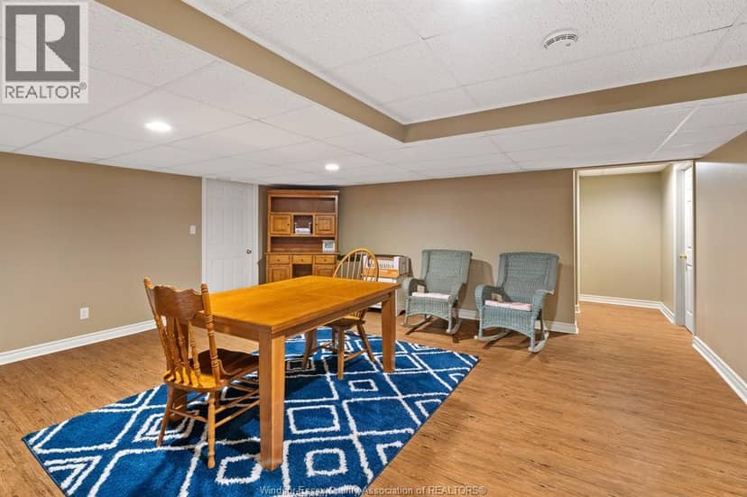501 Lake Drive — photo 33 of 40