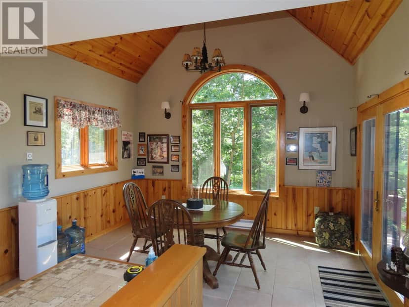 307 Pollard DR, Desbarats, photo 4