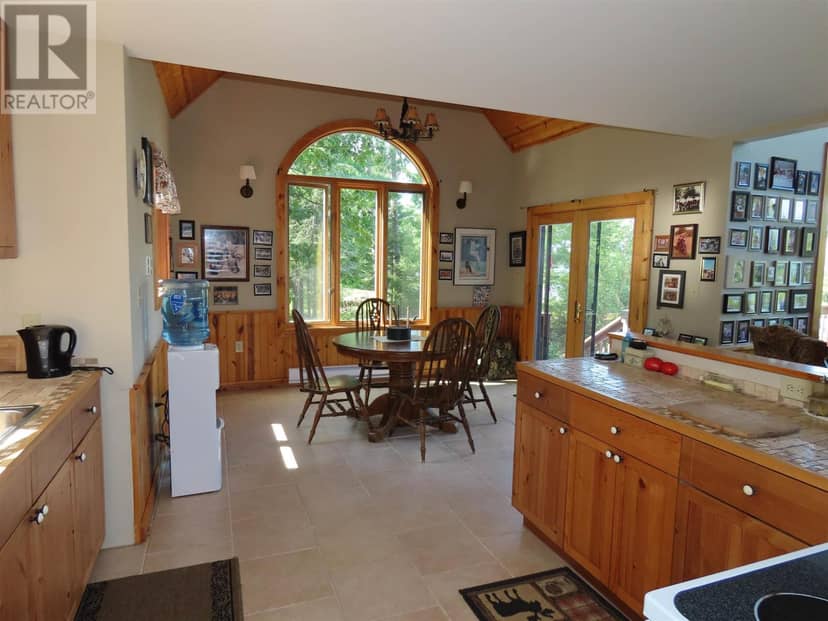 307 Pollard DR, Desbarats, photo 5