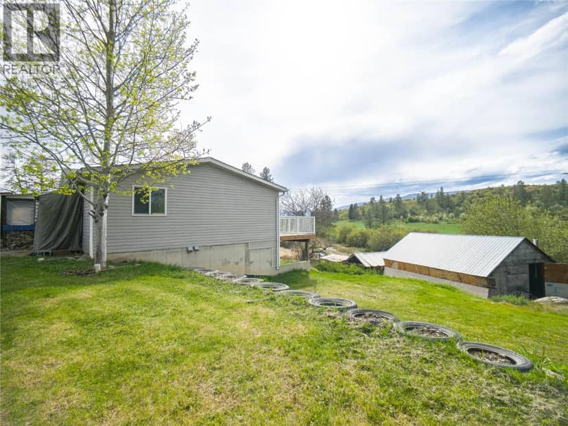 327 97A Highway, Spallumcheen, photo 2