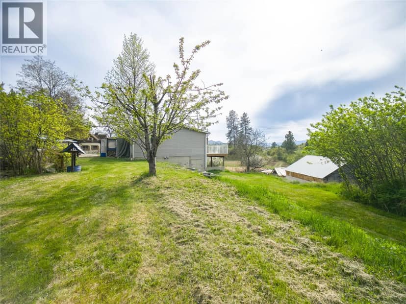 327 97A Highway, Spallumcheen, photo 8
