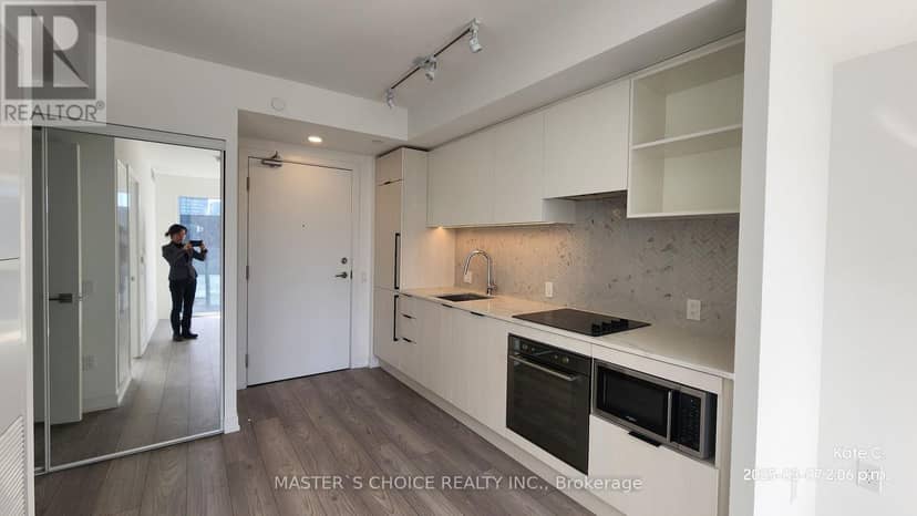 3106 - 82 Dalhousie Street — photo 2 of 19