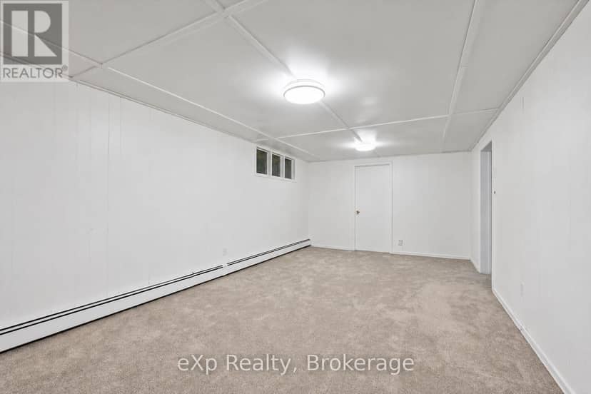 17 Carmine Place — photo 31 of 40