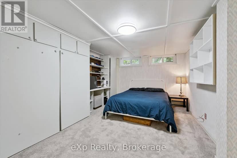 17 Carmine Place — photo 32 of 40