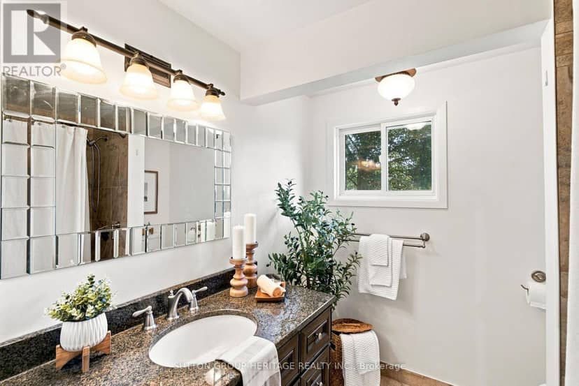843 Carnation Court — photo 13 of 40