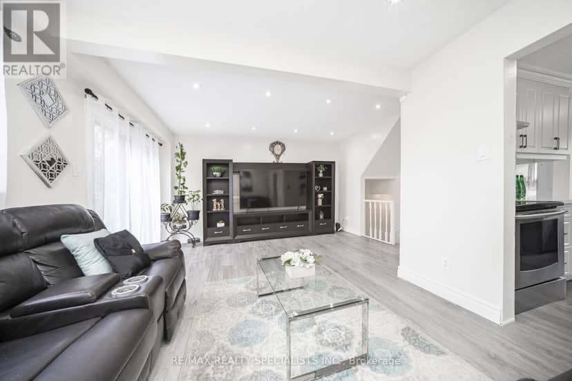 144 Fleetwood Crescent, Brampton, photo 7