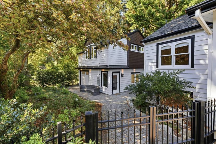 12682 Crescent Road, Surrey, photo 2