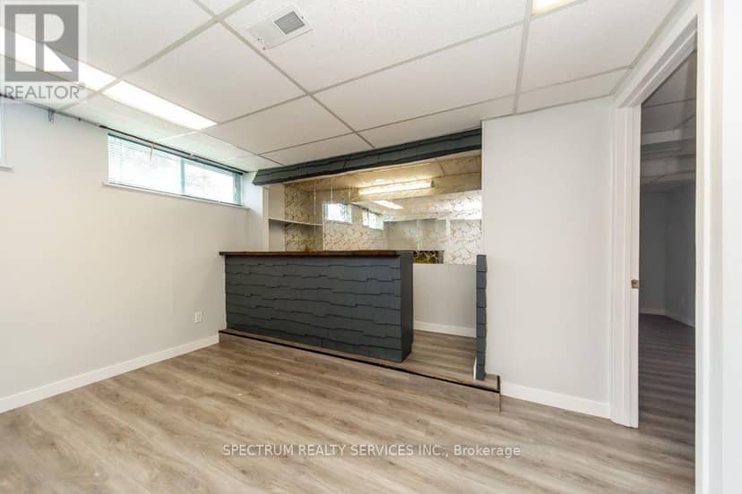 131 West Deane Park Drive — photo 36 of 40