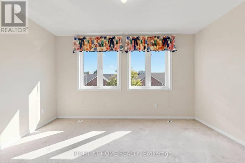 130 - 83 Mondeo Drive — photo 12 of 27