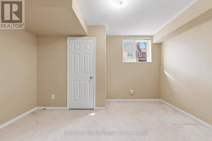 130 - 83 Mondeo Drive — photo 20 of 27