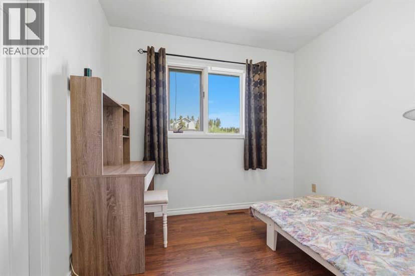 22 Hillside Avenue — photo 14 of 32