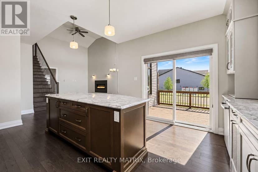 401 Bruges Street — photo 7 of 22