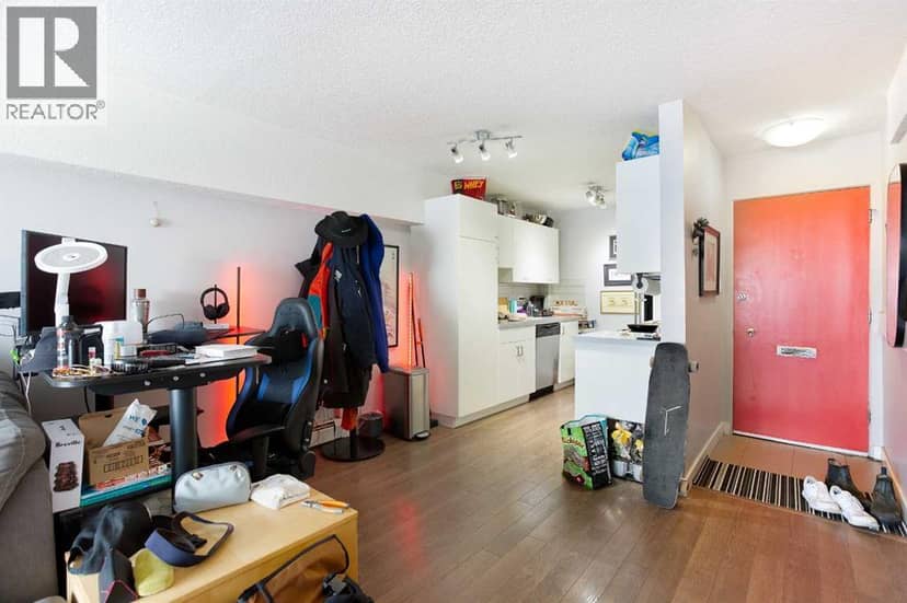 5F, 515 17 Avenue SW — photo 12 of 25