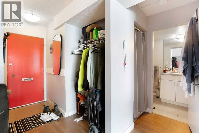 5F, 515 17 Avenue SW — photo 16 of 25