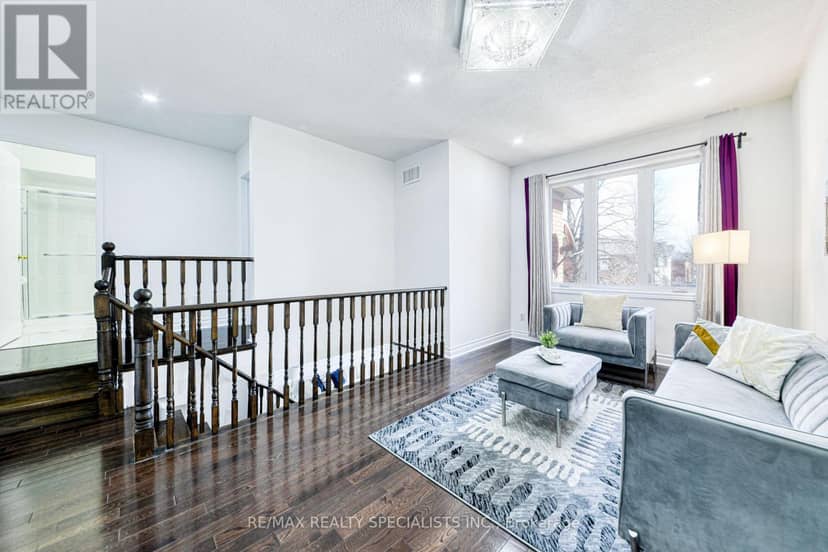 35 Softneedle Avenue — photo 9 of 19