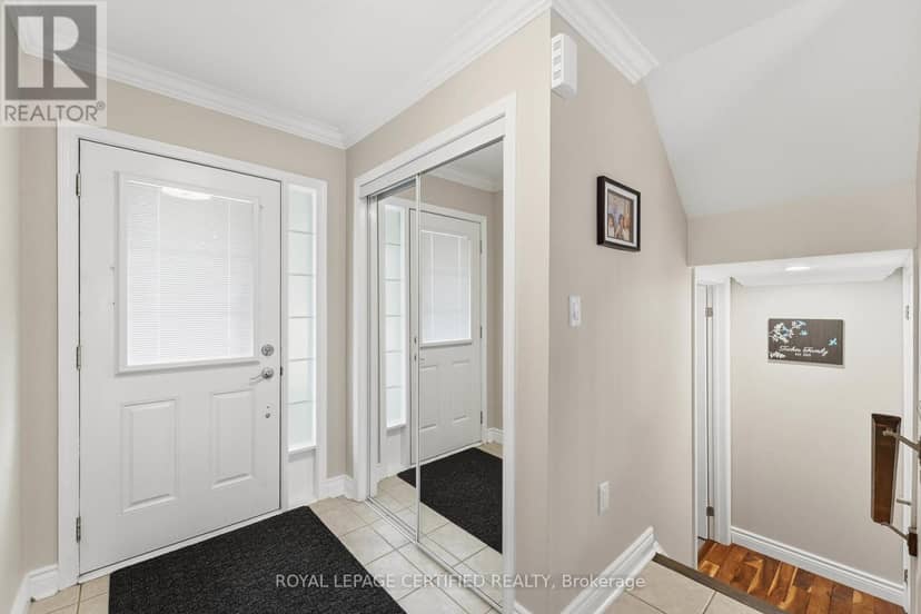 1149 Barr Crescent, Milton, photo 6