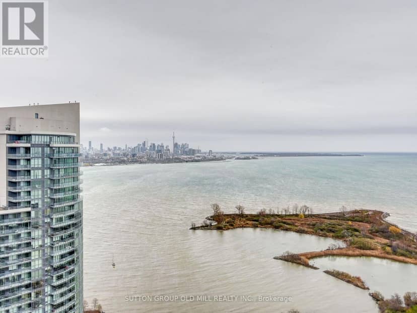 LPH3704 - 33 Shorebreeze Drive — photo 26 of 28