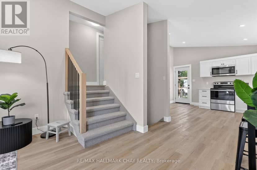8717 Beachwood Road — photo 5 of 33