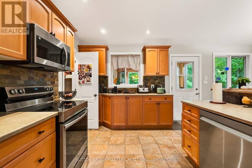 4126 Hideaway Lane — photo 12 of 40