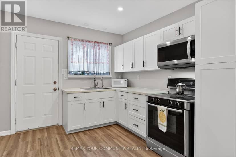 426 Wolsely Street — photo 9 of 27
