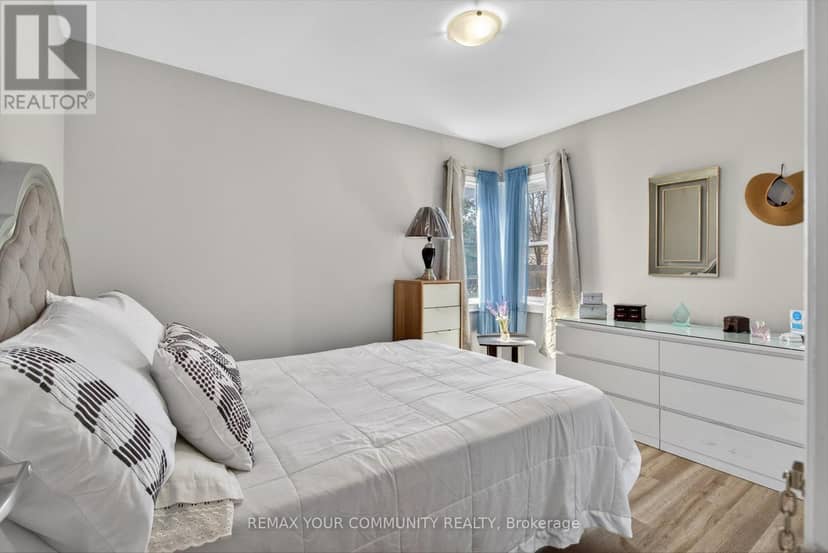 426 Wolsely Street — photo 16 of 27
