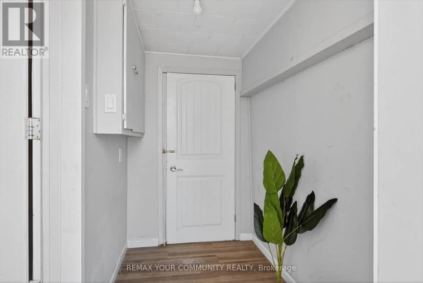 426 Wolsely Street — photo 21 of 27
