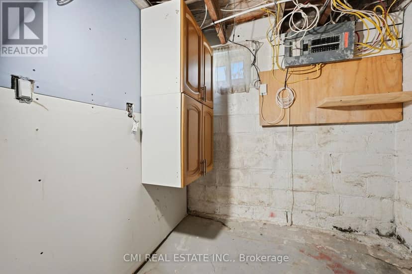 355 Joffre Avenue — photo 22 of 27