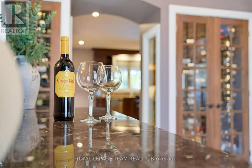 7 Tradewinds Drive — photo 8 of 40