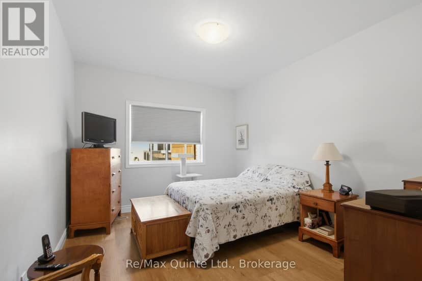 94 Raycroft Drive — photo 15 of 27