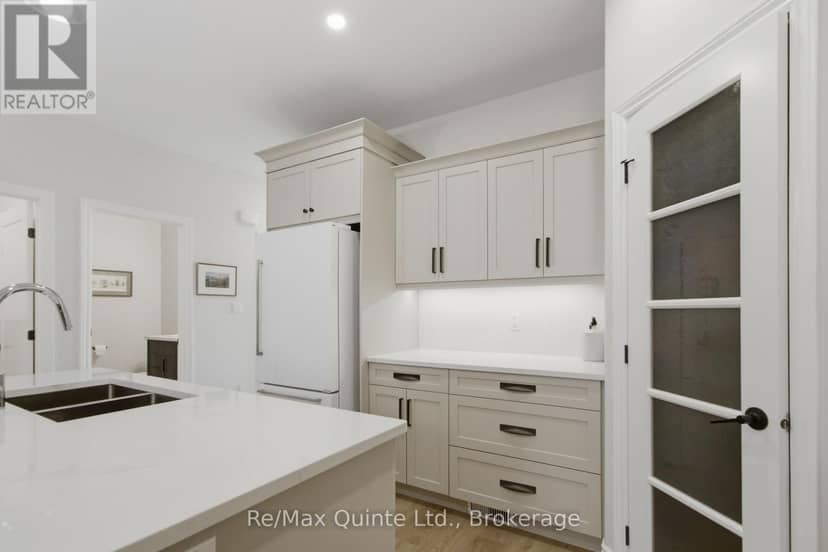 94 Raycroft Drive — photo 9 of 27