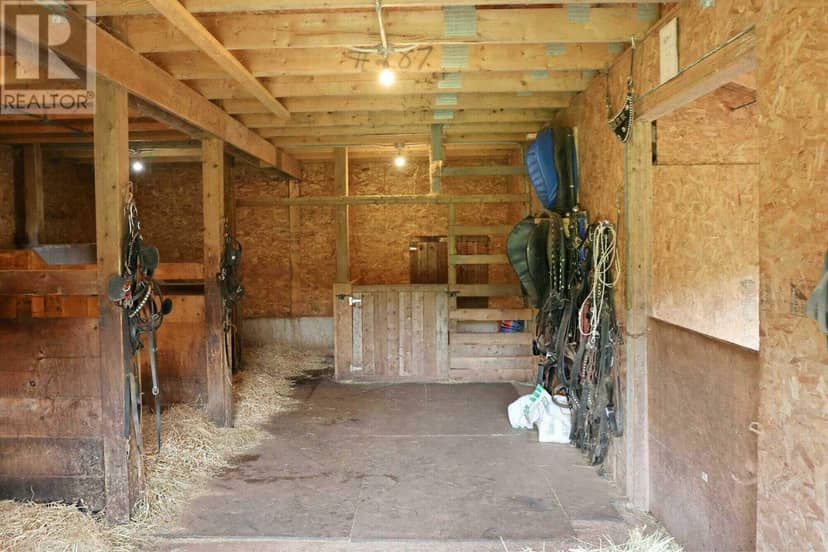 415 Green Road — photo 17 of 20
