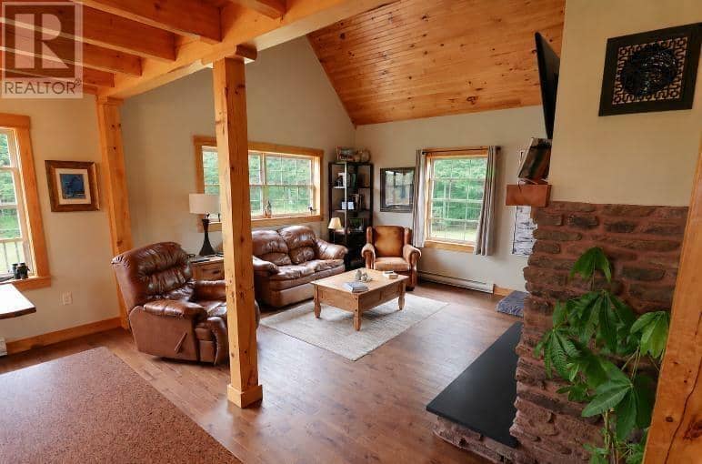 415 Green Road — photo 4 of 20