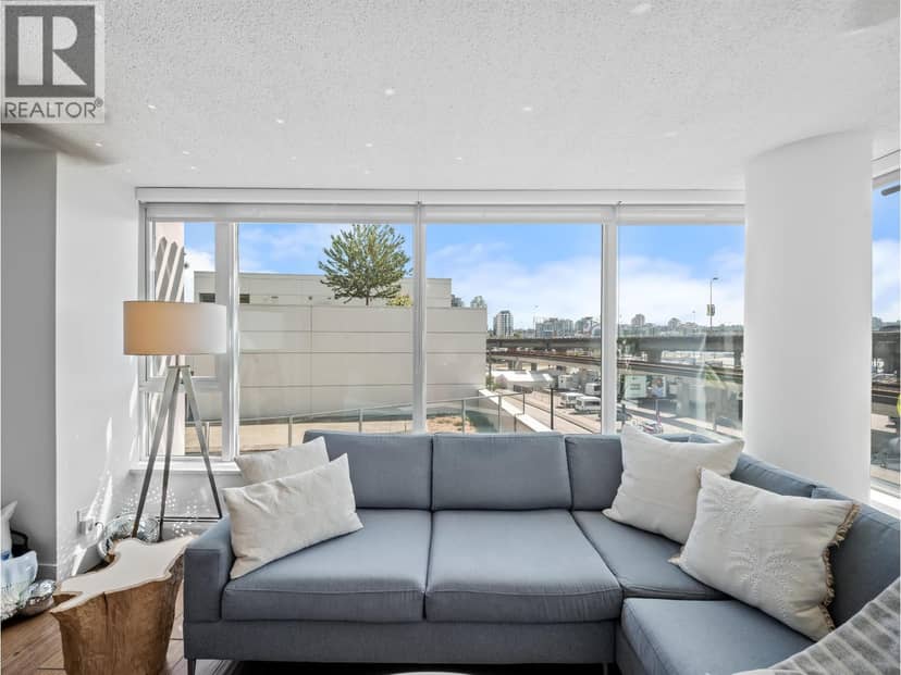 502 688 ABBOTT STREET, Vancouver, photo 4