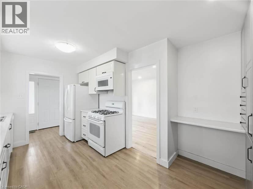 220 CAIRN Street — photo 21 of 40