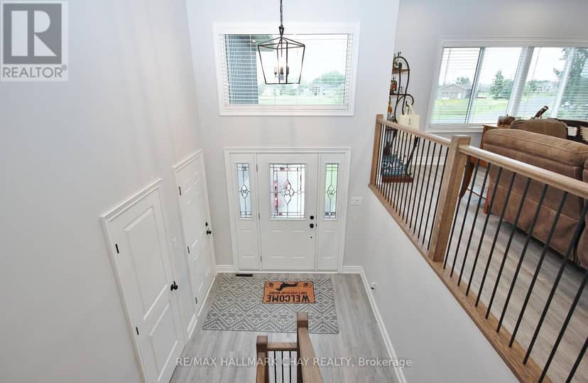 37 Hillside Drive, Georgian Bay, photo 4