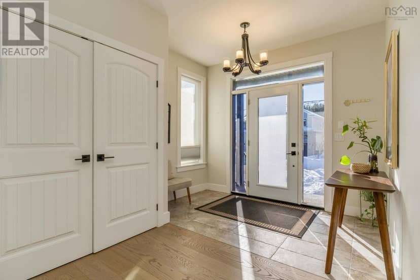 72 Bristolton Avenue — photo 3 of 40