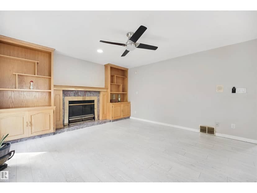 5107 17 AV NW — photo 16 of 40