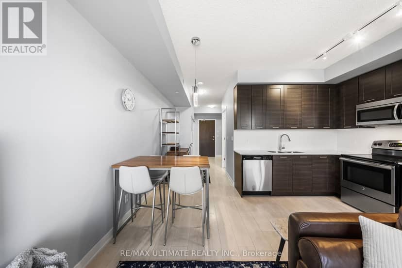 1001 - 50 Bruyeres Mews — photo 7 of 29
