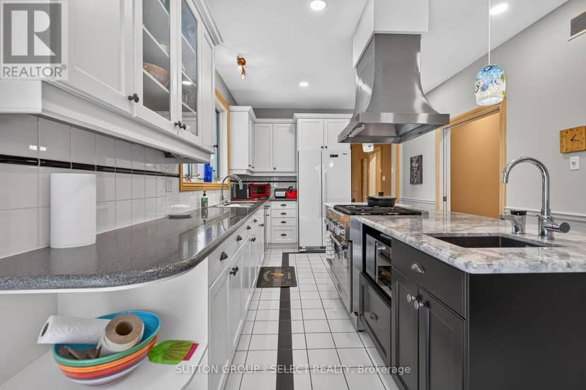 173 Whiteacres Drive — photo 18 of 40