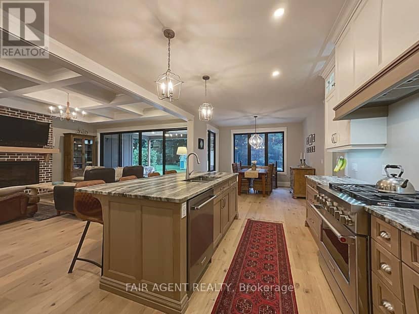 93 Woodland Drive — photo 6 of 19