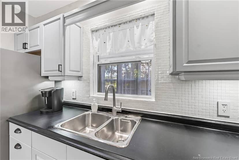 29 Elm Street — photo 21 of 40