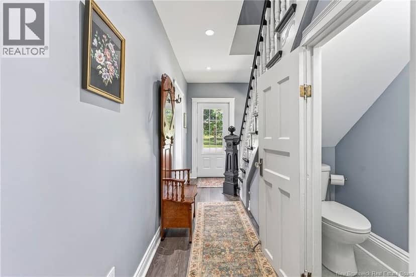 29 Elm Street — photo 33 of 40