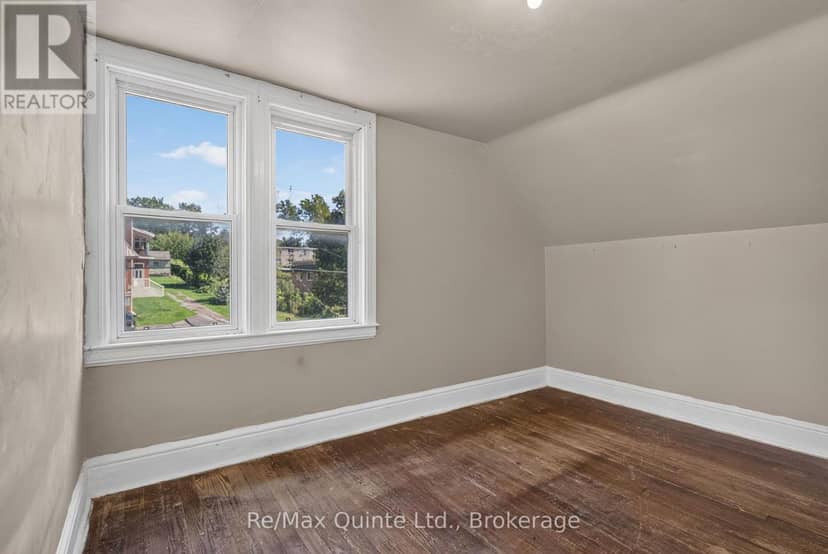 26 Turnbull Street — photo 23 of 31